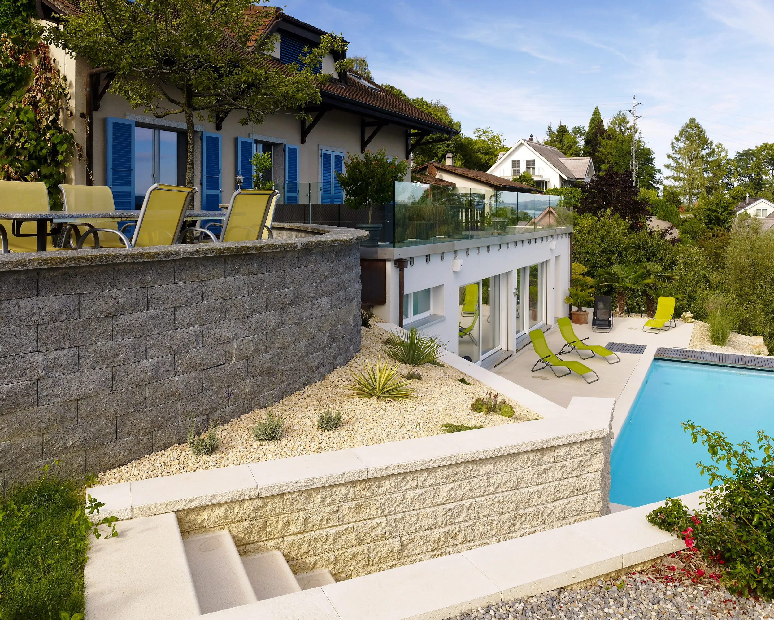 Domaine Bellerive mit Terrasse, Garten und Pool
